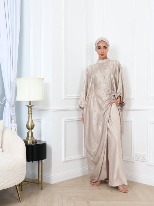 Asymmetric kaftan