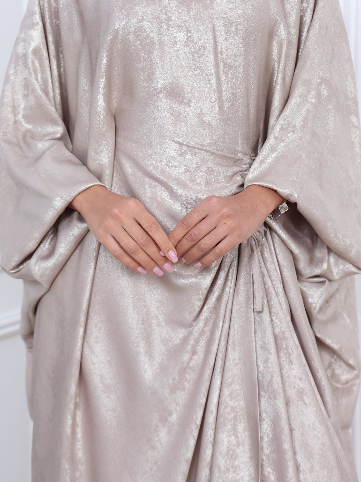 Asymmetric kaftan